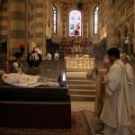 Celebrazione della Santa Messa nella Cattedrale di Casale Monferrato alla presenza dell'urna con le reliquie di San Giovanni Bosco