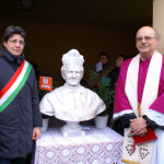 Il busto di don Bosco in piazza Oratorio don Bosco ad Occimiano