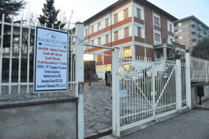 L'ingresso dell'Istituto Sacro Cuore