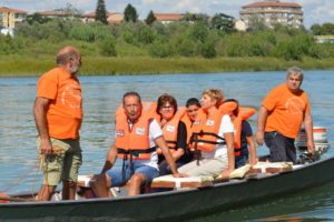 amici del po sul fiume