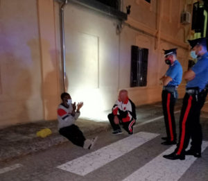 PONTESTURA NIGERIANO_CARABINIERI