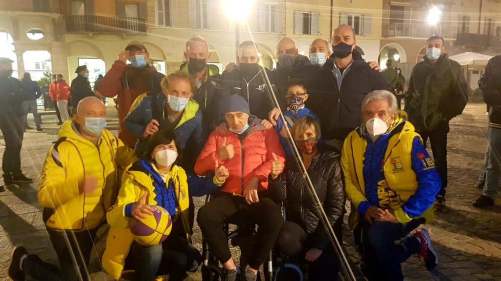 PIAZZA MAZZINI MANIFESTAZIONE PALESTRE1